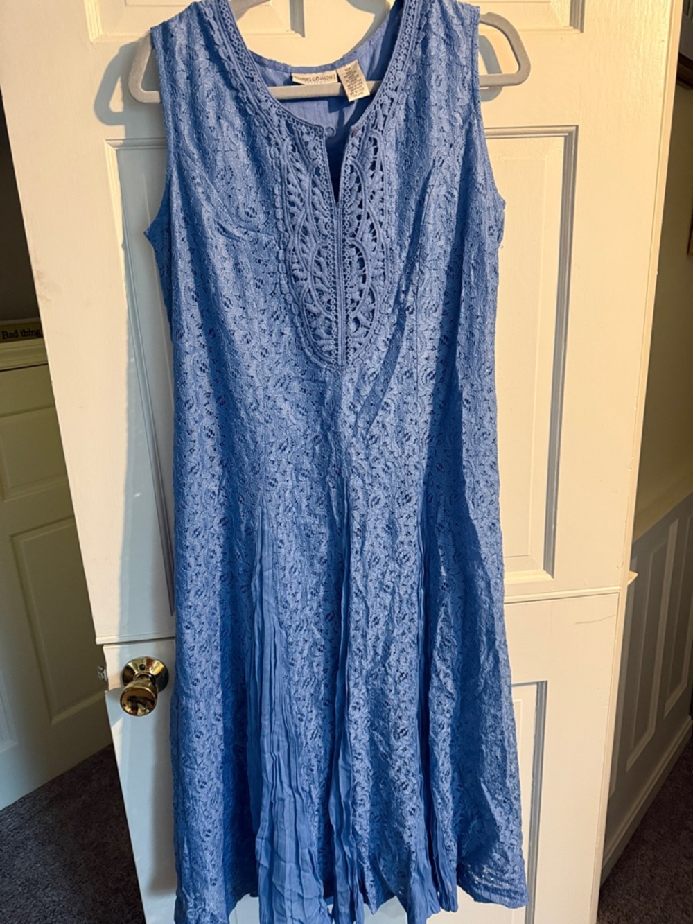 Sleeveless Lace Midi Dress in Light Blue